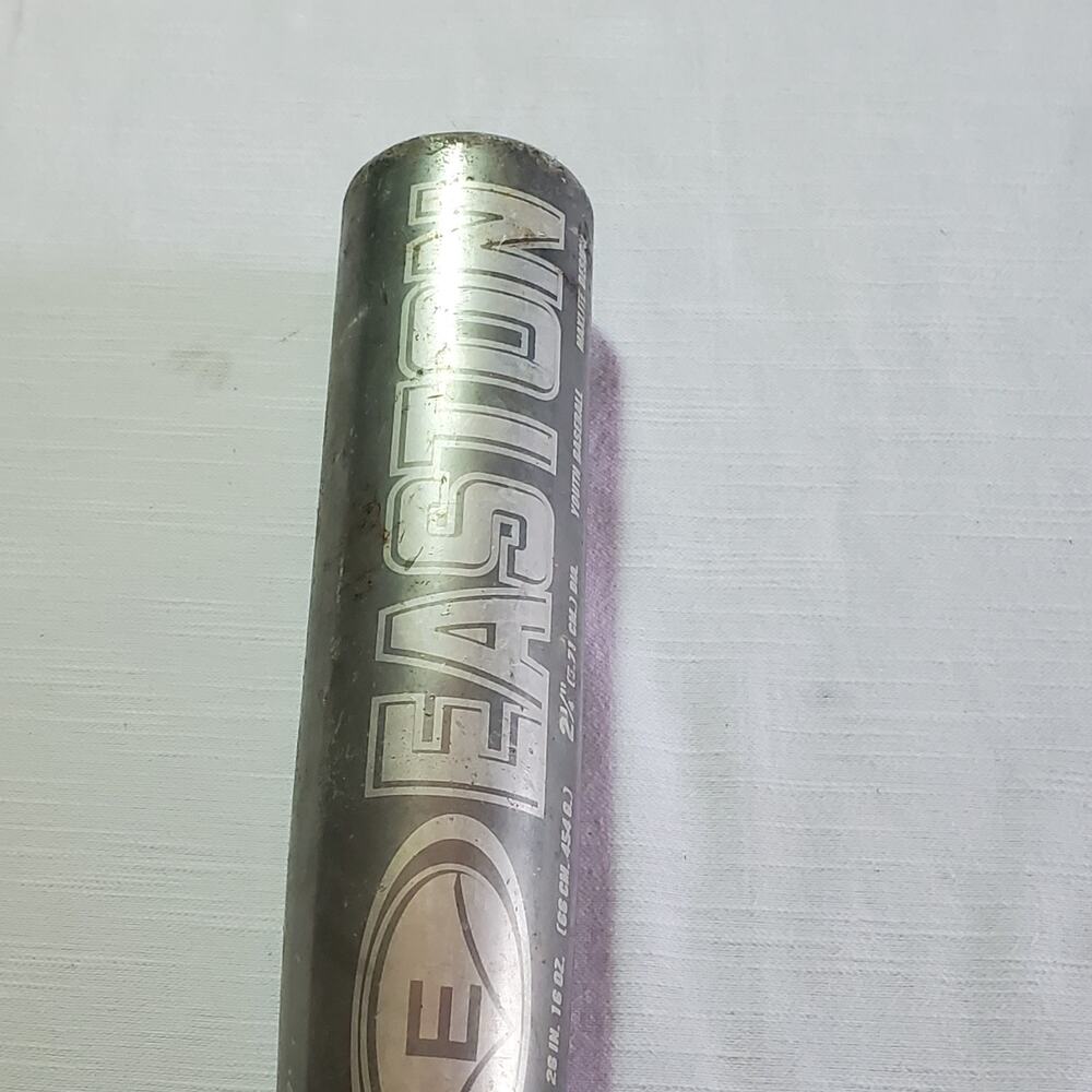 Easton Baseball T-Ball Bat 26 Inch 16 Oz Drop 10 | TX99